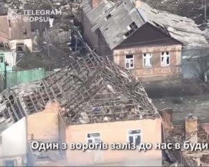 Пограничники показали видео, как выходили из окружения