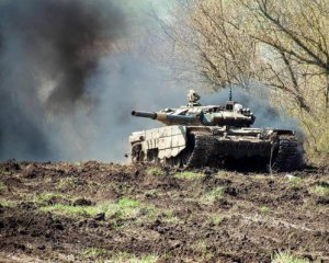 Бои за Бахмут и Марьинку: сообщили новости с эпицентра боевых действий