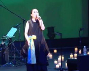 Японка спела на украинском гимн ВСУ: трогательное видео