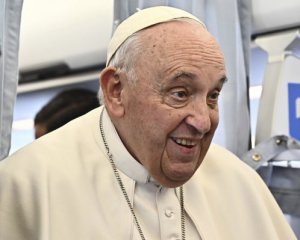 Папа Франциск призвал к &quot;творческим усилиям&quot; для прекращения войны в Украине