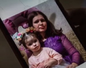 Журналісти розповіли про загиблих від російського удару матір та її дворічну доньку