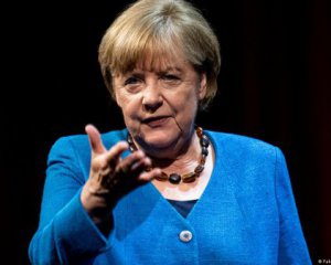 Меркель висловилася про &quot;дружні стосунки&quot; з РФ та завершення війни в Україні