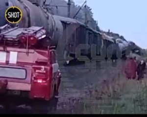 У Брянській області знову підірвали потяг: відео