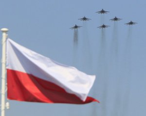 Польща передала Україні 14 винищувачів