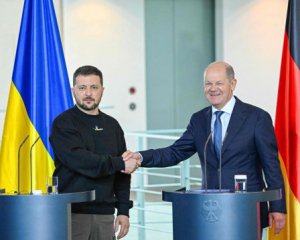 Шольц відкинув можливість переговорів з Росією