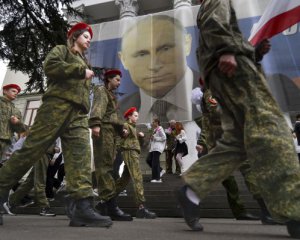 Россияне думают об отступлении &quot;до определенных рубежей&quot; в Крыму