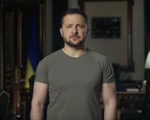 Україна – різноманітна, і в тому наша сила: Зеленський звернувся до українців