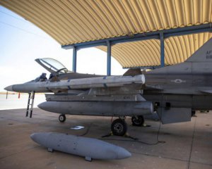 Байден поки не ухвалив рішення: у США зробили нову заяву щодо передачі Україні F-16