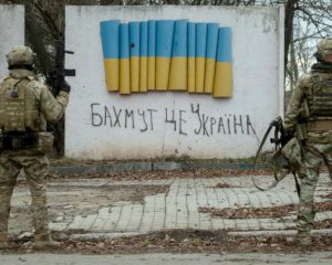 Результат боїв за Бахмут стане відомим лише після українського контрнаступу – WSJ