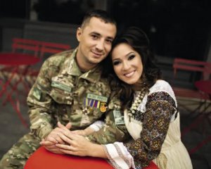 Українська співачка показала зворушливе відео зустрічі своєї доньки з батьком, який воює