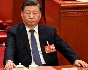 Сі Цзіньпін попередив силовиків про "найгірші сценарії"