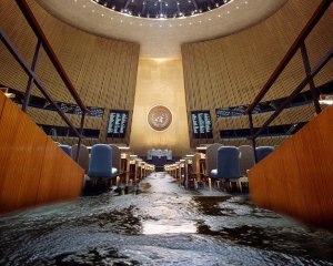 Зал ООН затопило водой из Каховской ГЭС. Так Украина поздравила организацию с днем русского языка