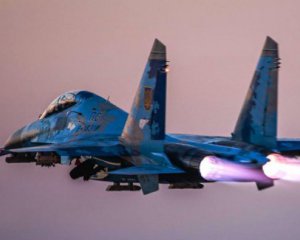 Украинская авиация 17 раз ударила по захватчикам – Генштаб