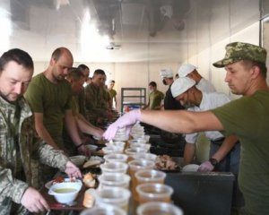 В Украине возникли проблемы с питанием военных