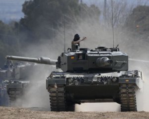 Вже є втрати - Україна просить у Німеччини більше Leopard 2