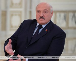 &quot;Я ще живий і жити буду&quot;: Лукашенко розповів, на що перехворів у травні