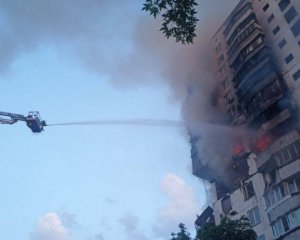 "Зарево, взрыв, окна посыпались" – очевидцы рассказали детали трагедии в киевском доме
