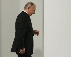 Путін терміново покинув Москву