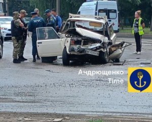 Российские военные попали в смертельное ДТП в Мариуполе