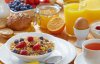Здоровый завтрак: четыре продукта, которые не следует есть утром