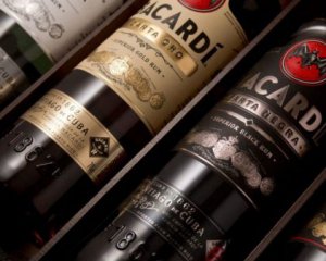 Производитель алкоголя Bacardi, который обещал покинуть РФ, увеличил прибыль в стране втрое