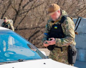 Військкомати не можуть відмовитись від "облав": пояснили причини