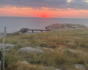 "Вільний острів вільної України" – Зеленський показав нове відео зі Зміїного