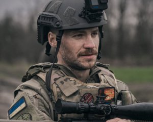 Маркус написав рапорт і проситься на нижчу посаду