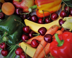 4 ознаки, що фрукти та овочі мають нітрати