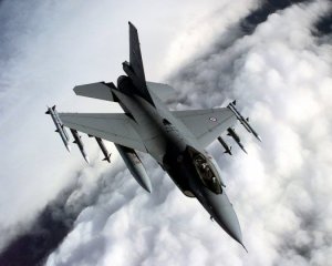 Навчання українських пілотів на F-16 відбуватиметься хвилями ‒ Ігнат