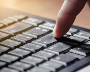 "Не буду донатити ЗСУ, бо влада краде": у мережі побачили ворожу ІПСО на зрив волонтерських зборів