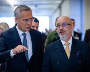 НАТО візьметься за закупівлі Міноборони. Резніков каже про домовленості