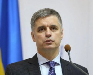 Зеленський звільнив посла у Великій Британії