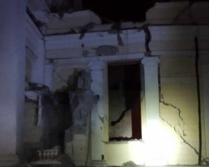 Російські ракети зруйнували в Одесі Спасо-Преображенський собор