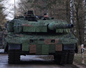 Іспанія передала Україні танки Leopard 2 і броньовані машини