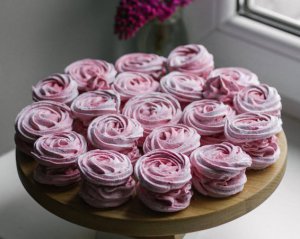 Малиновий зефір готують за п'ять хвилин: покроковий рецепт