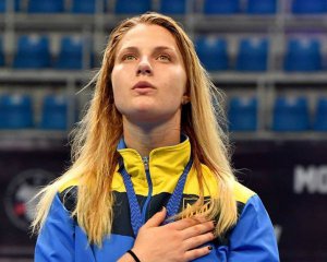 Українську фехтувальницю Ольгу Харлан дискваліфікували з чемпіонату світу через відмову потиснути руку росіянці