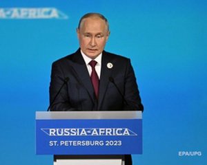 Путин пообещал &quot;бесплатное зерно&quot; странам Африки и снова пожаловался на Запад