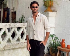 Кросівки, лофери, шльопанці й не тільки: яке взуття носити чоловікам влітку