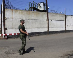 Пытал украинских пленных: СБУ сообщила о подозрении бывшему "начальнику" Еленовской колонии