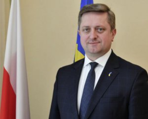 Польща викликала посла України. Кажуть – через заяви
