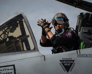Вісім українських пілотів готові до навчань на винищувачах F-16