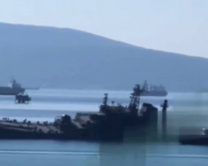 У ВМС розказали про стан ураженого російського десантного корабля