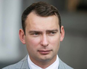 Краще платити податки з OnlyFans, ніж брати хабарі: нардеп пояснив користь від легалізації порно