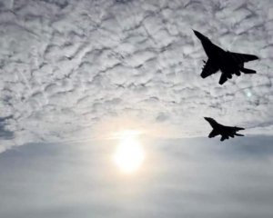 У Міноборони заявили, що F-16 для України – лише половина справи