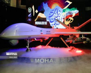 Іран показав дрон Mohajer-10, який може безперервно літати добу