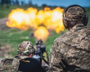 На Таврійському напрямку росіяни за добу втратили 300 військових і 25 одиниць техніки