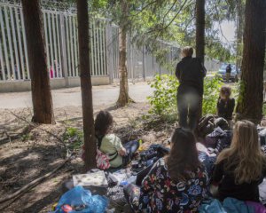 Нелегальні мігранти знову штурмують кордон Польщі з Білорусі