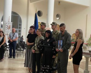 "У перші дні був, як піхота" - мати пілота "Джуса" розповіла про сина