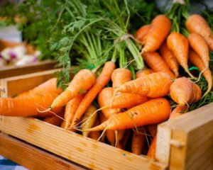 Як взимку зберегти моркву свіжою та соковитою: незвичний метод